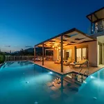 Willa Luxury Majore