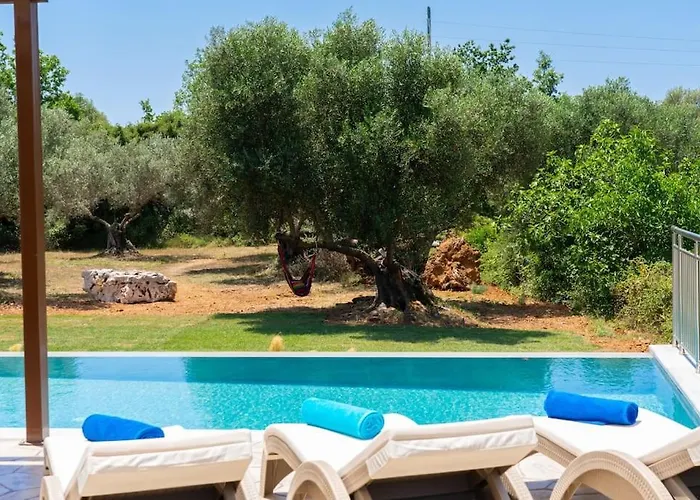 Luxury Majore * Svoronata