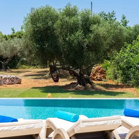 Luxury Majore * Svoronata